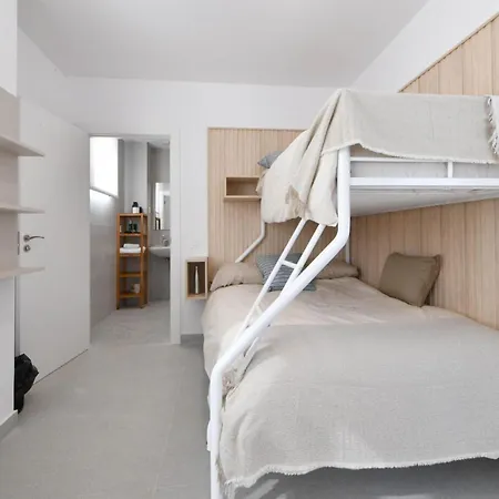 Moebius - Privadas Con Bano 3* León