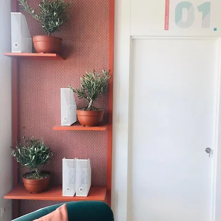 Moebius - Privadas Con Bano León