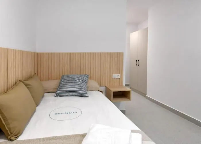 Moebius - Privadas Con Bano 3*