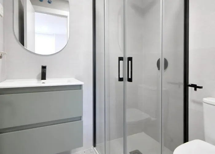 Moebius - Privadas Con Bano 3* León