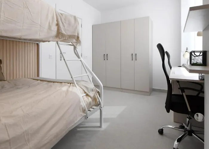 Moebius - Privadas Con Bano 3*