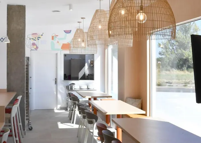 Bed & Breakfast Moebius - Privadas Con Bano León