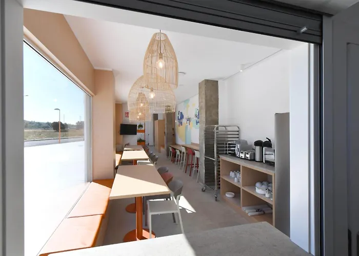 Nocleg ze śniadaniem Moebius - Privadas Con Bano 3*